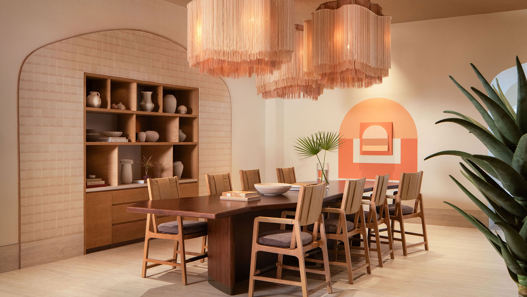 Kimpton Miralina lobby with the Sightline Table and sculptural desert-modern décor