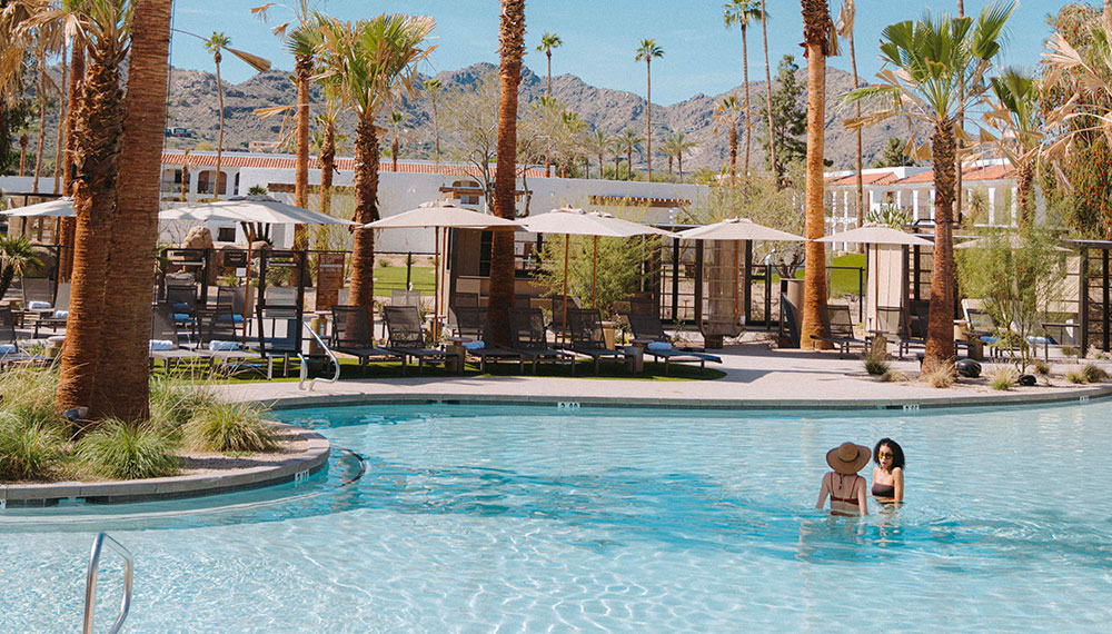 2 Women in the pool at Kimpton Miralina Resort