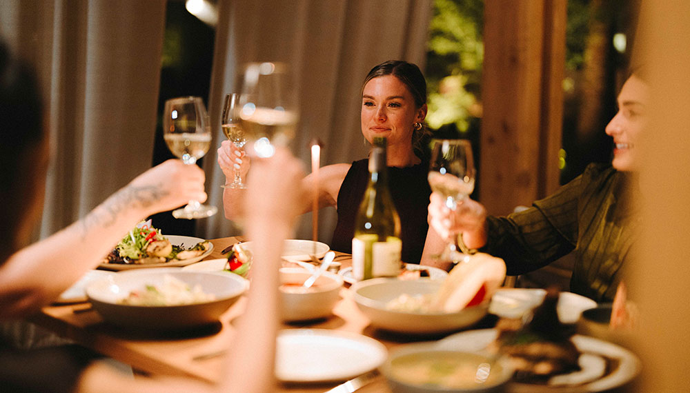 women at dinner at Hecho Libre