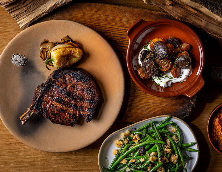 Hecho Libre Entree options